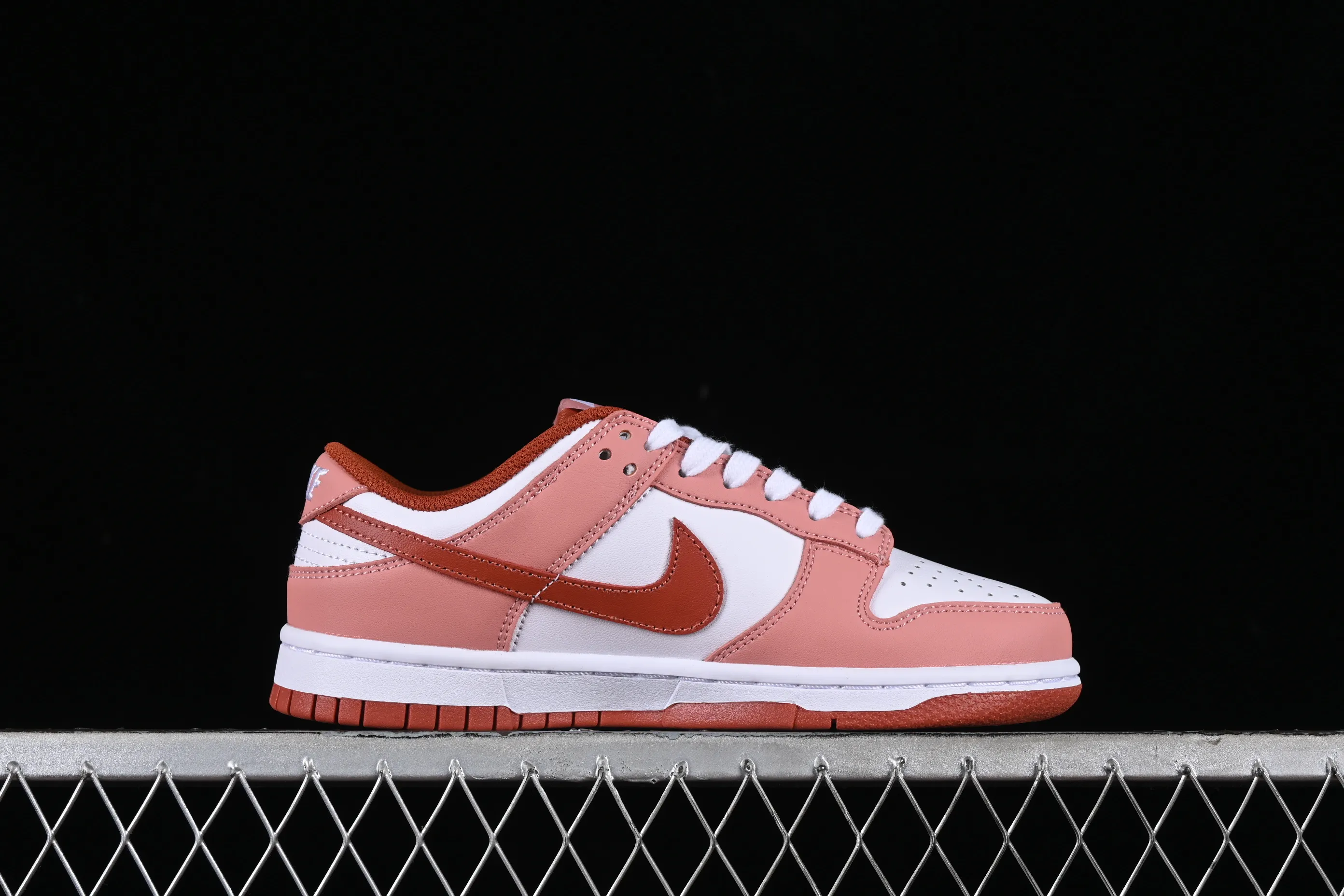 All categories Nk SB Dunk series Nk SB Dunk Low low-top sneakers Nk Dunk Low "Rose Whisper" rose pink 2.0 SB low-top sports and leisure sneakers FQ8876-618